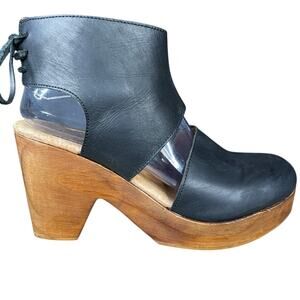 Free People Women’s Black Leather Clog Size 40 US 10